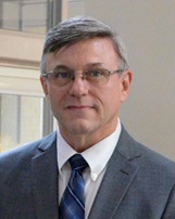Dr. Thomas Hull headshot