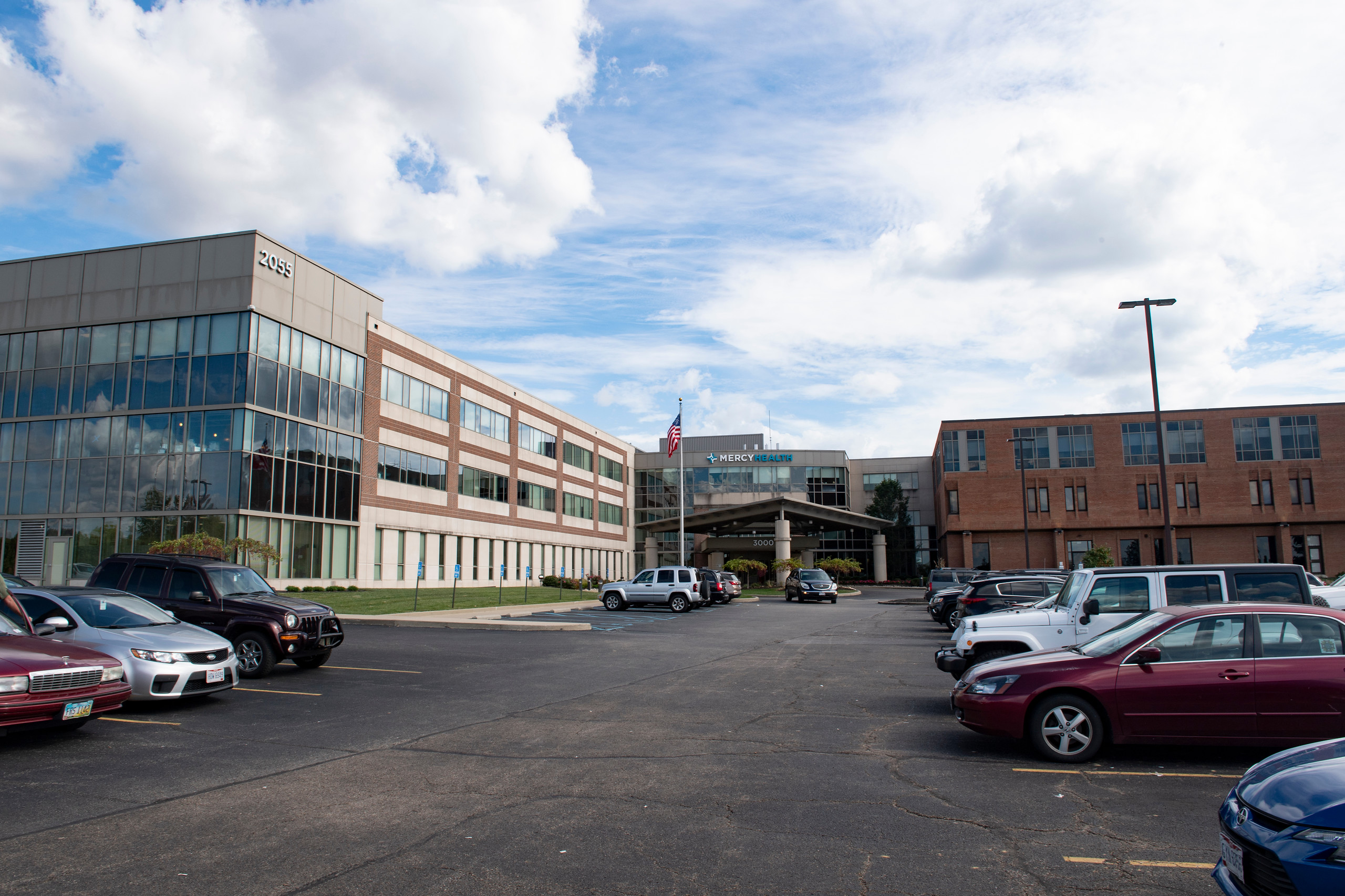 Mercy Health -- Clermont Hospital