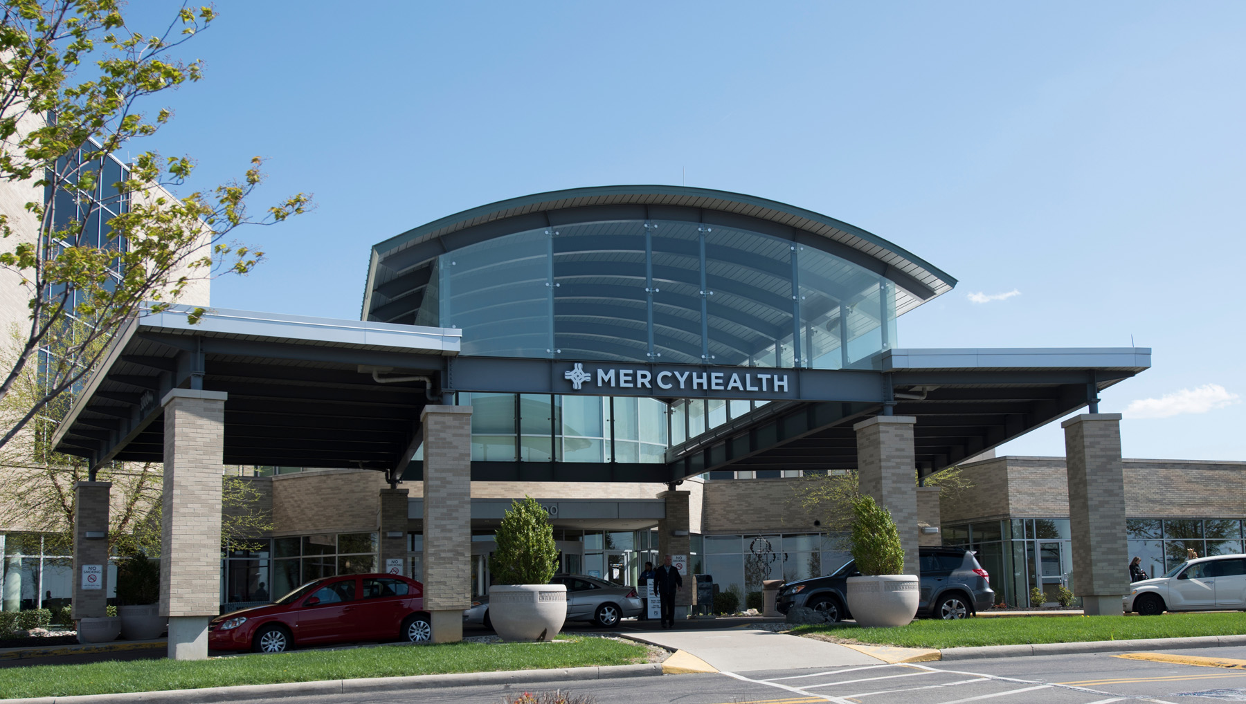Mercy Fairfield Hospital Entrance