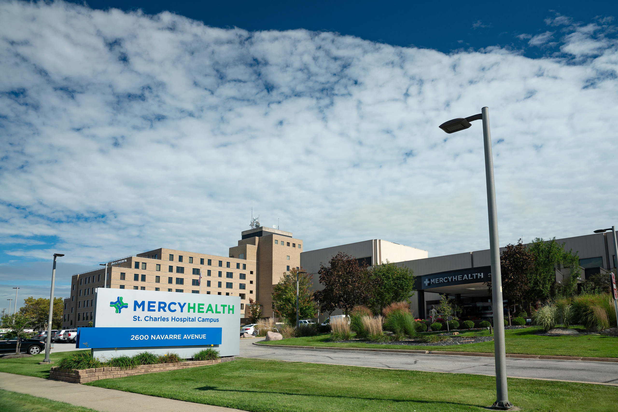 Mercy Health -- St. Charles Hospital
